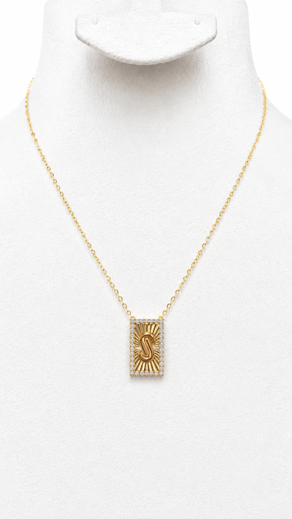 18K Gold S Initial Pendant Necklace for Women.