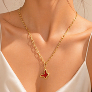 18K Gold Clover Pendant Necklace with Red Enamel – Elegant Paperclip Chain Lucky Charm Jewelry for Women
